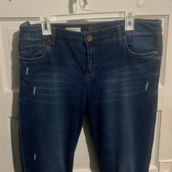 Woman's Jeans - Picture 2 of 5